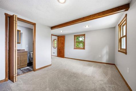 1000 Stinocher Street Solon IA 52333