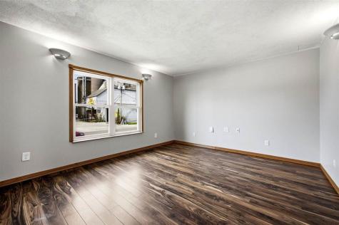 1000 Stinocher Street Solon IA 52333