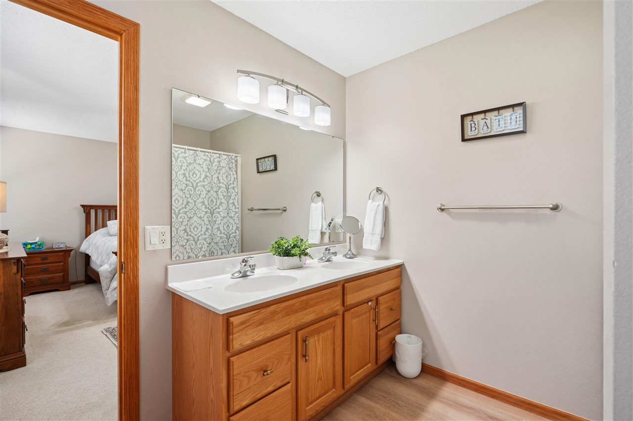 2331 North Ridge Drive Coralville IA 52241