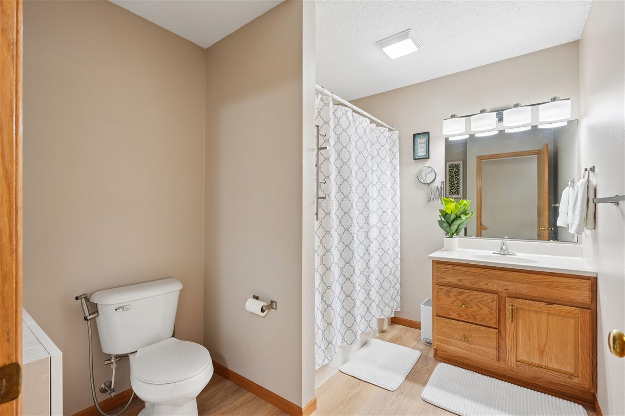 2331 North Ridge Drive Coralville IA 52241