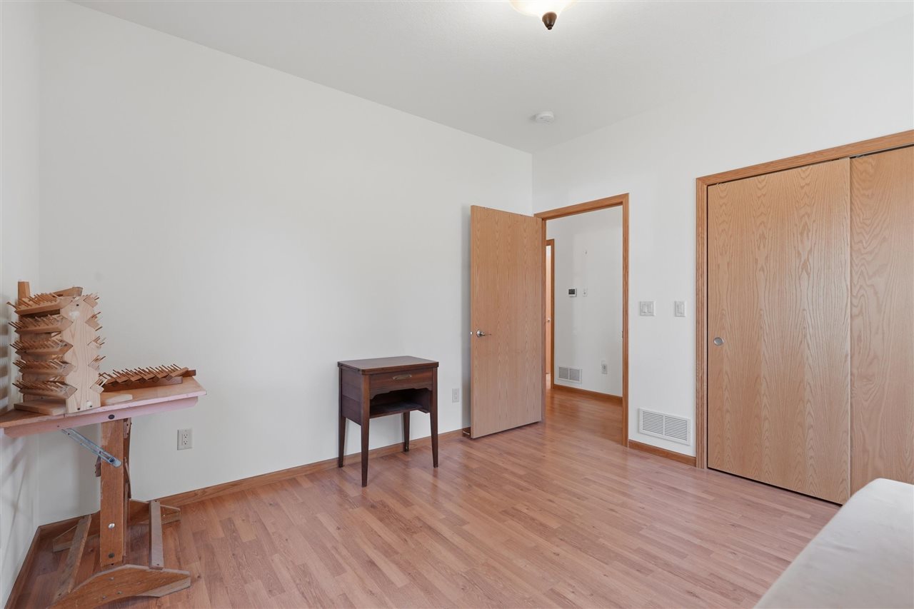 834 S 9th Avenue Washington IA 52353
