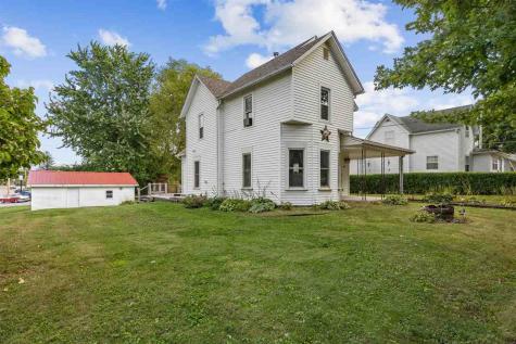 908 Lynn Street Tipton IA 52772