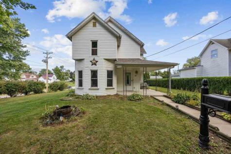 908 Lynn Street Tipton IA 52772