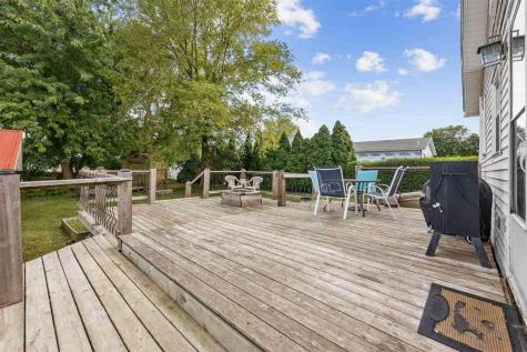 908 Lynn Street Tipton IA 52772
