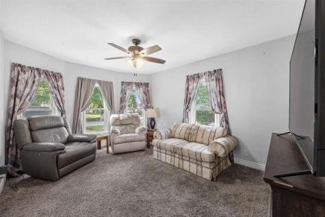 908 Lynn Street Tipton IA 52772