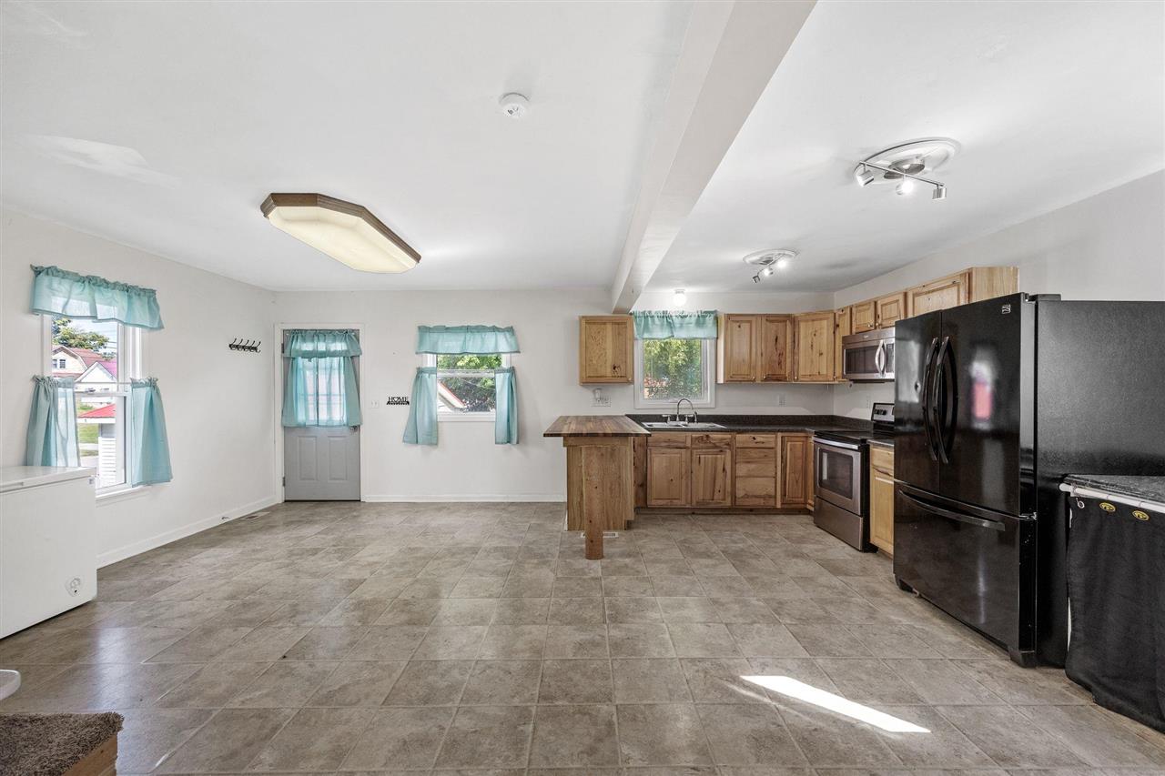 908 Lynn Street Tipton IA 52772
