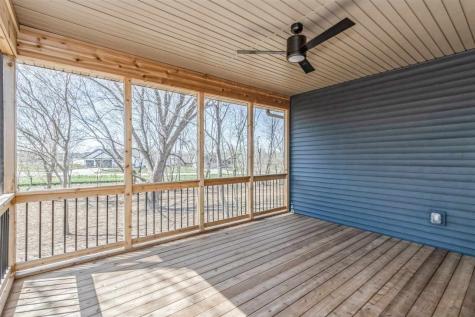 3110 Sunflower Street Ely IA 52227