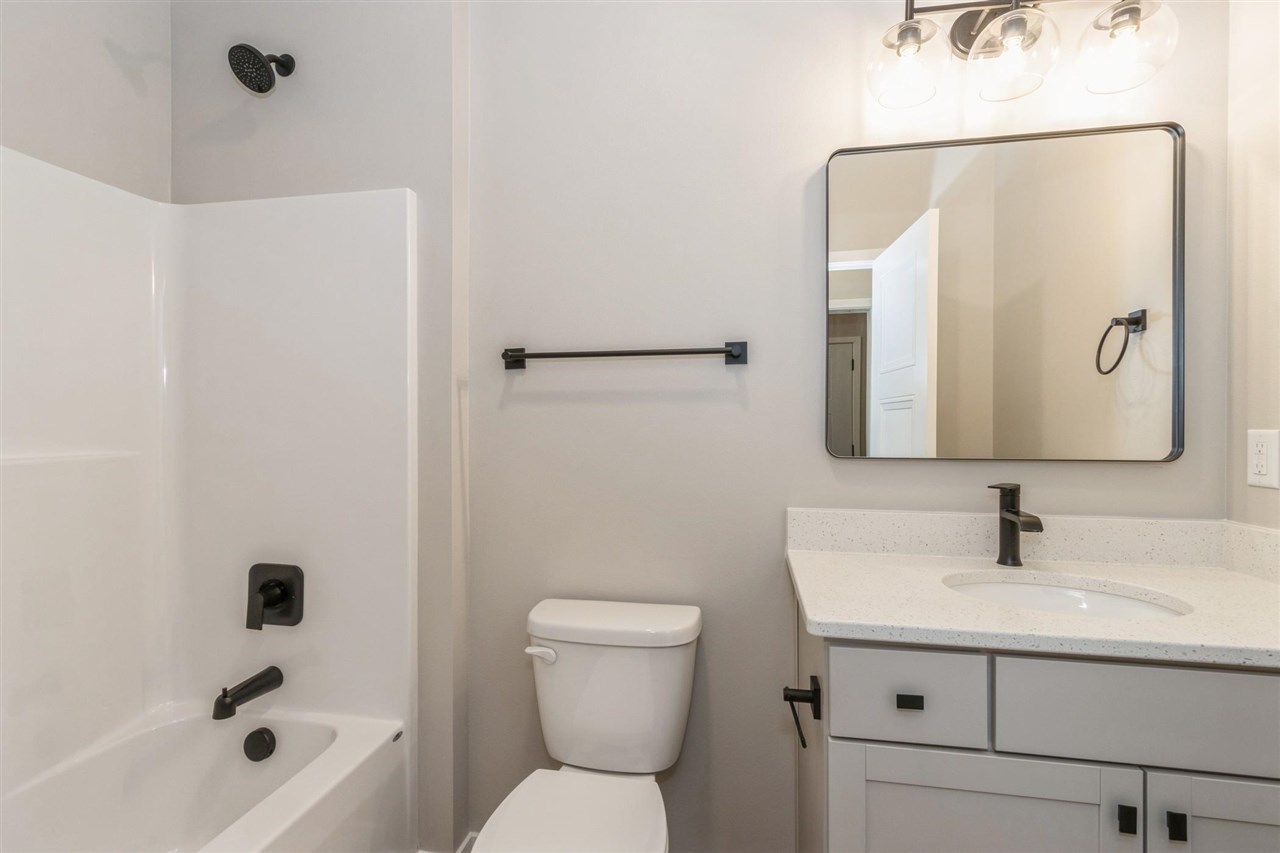 3110 Sunflower Street Ely IA 52227