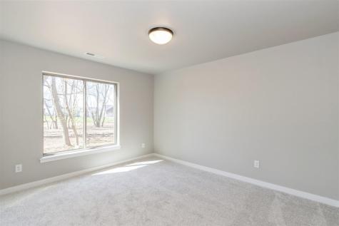 3110 Sunflower Street Ely IA 52227