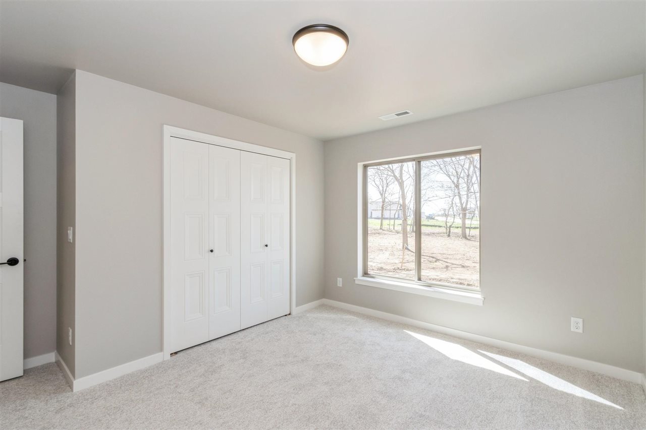 3110 Sunflower Street Ely IA 52227