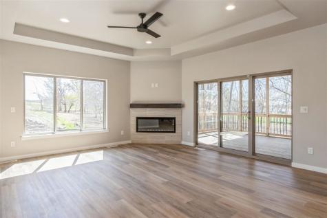 3110 Sunflower Street Ely IA 52227