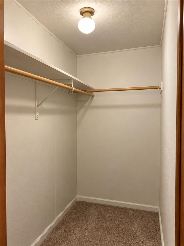 106 E 6th Street IA 50228