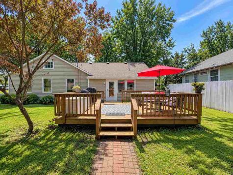 106 E 6th Street IA 50228