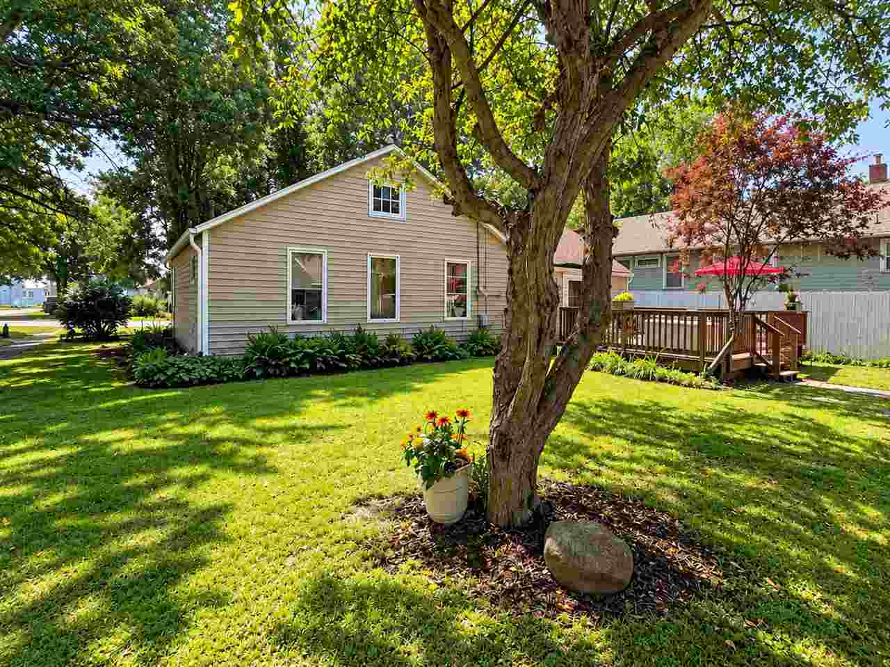 106 E 6th Street IA 50228