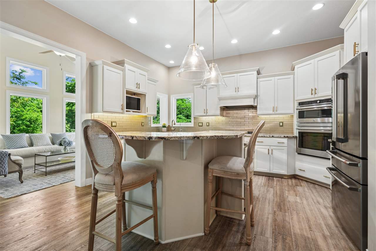 2804 NW Deer Valley Drive Swisher IA 52338