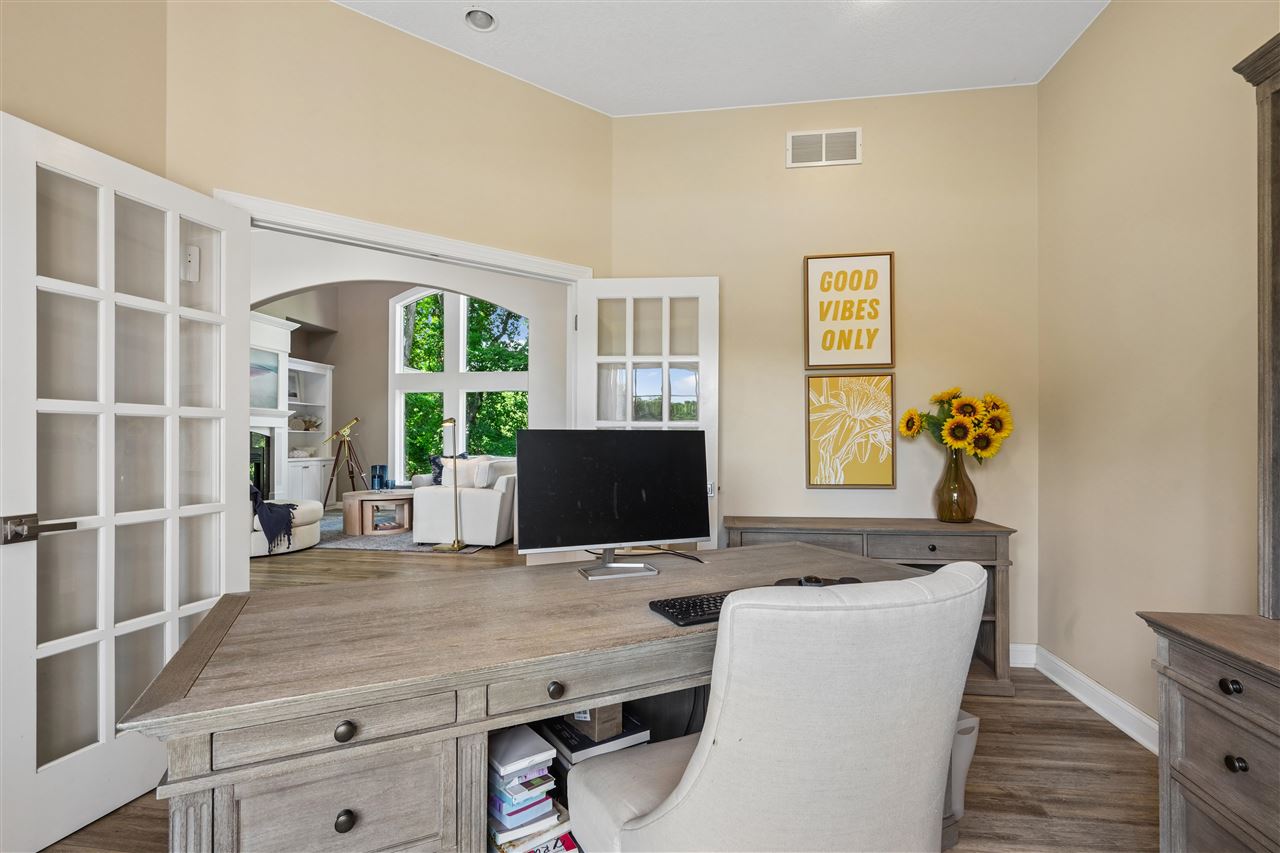 2804 NW Deer Valley Drive Swisher IA 52338