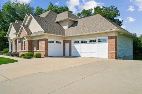 2804 NW Deer Valley Drive Swisher IA 52338