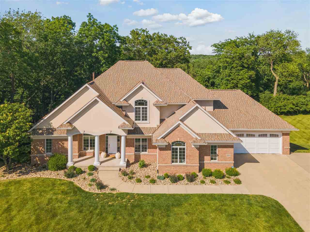 2804 NW Deer Valley Drive Swisher IA 52338