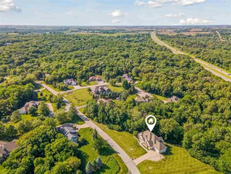 2804 NW Deer Valley Drive Swisher IA 52338