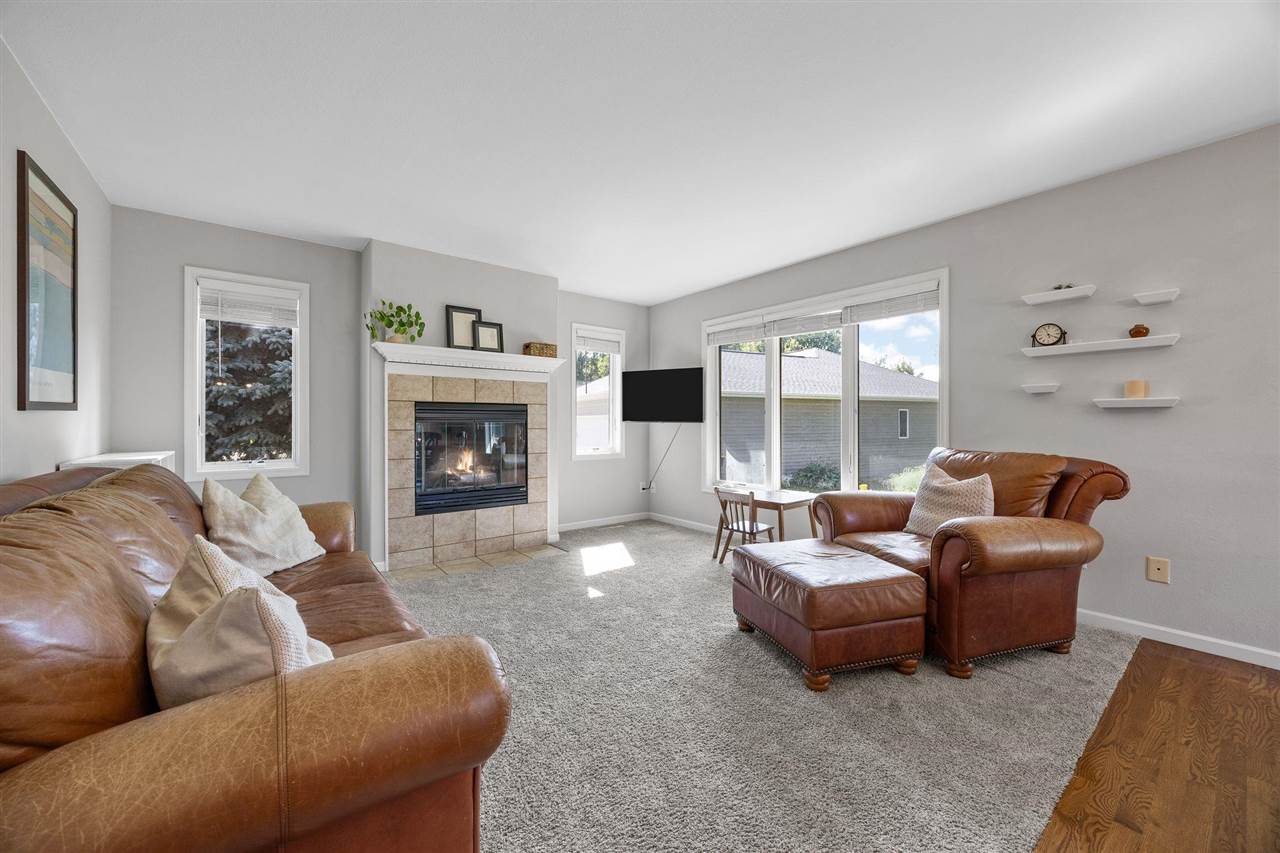 74 Galway Circle Iowa City IA 52246