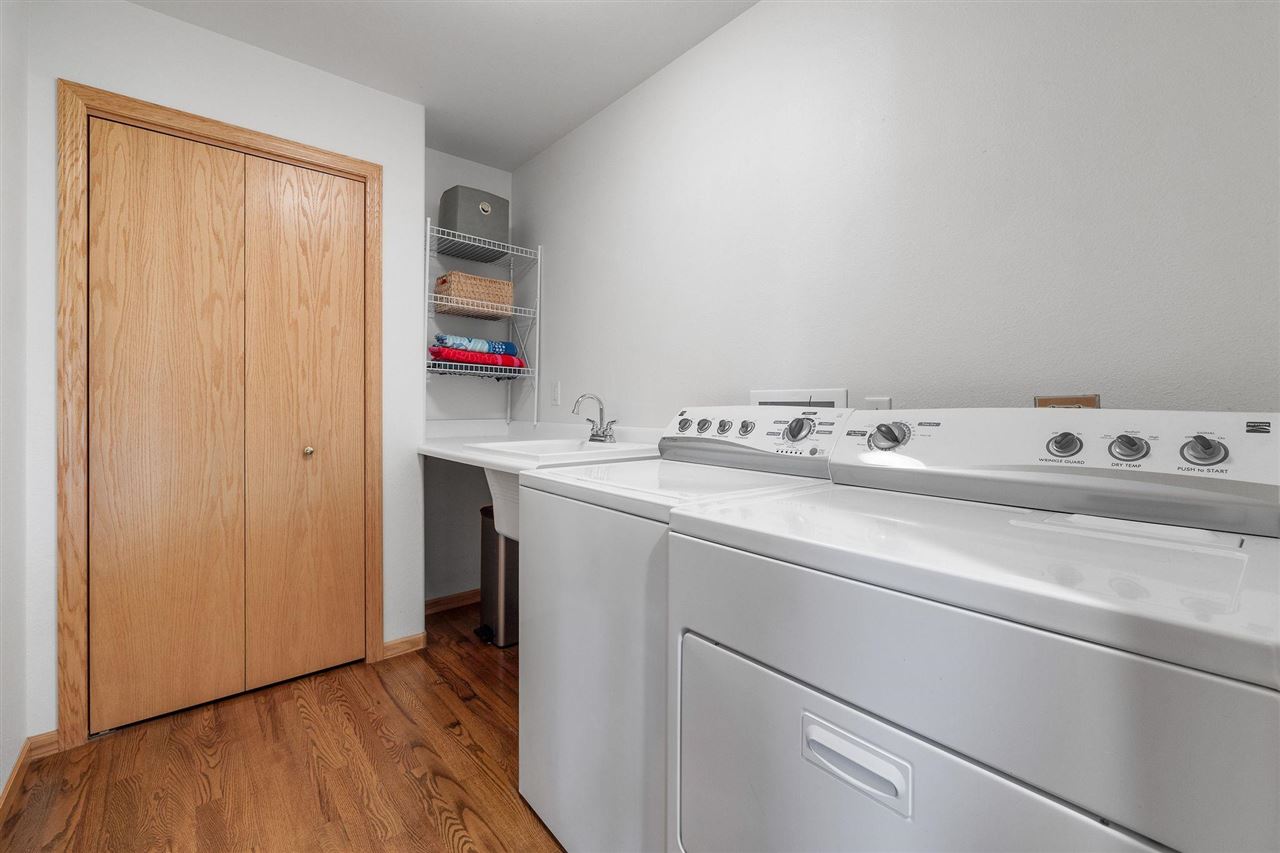 74 Galway Circle Iowa City IA 52246