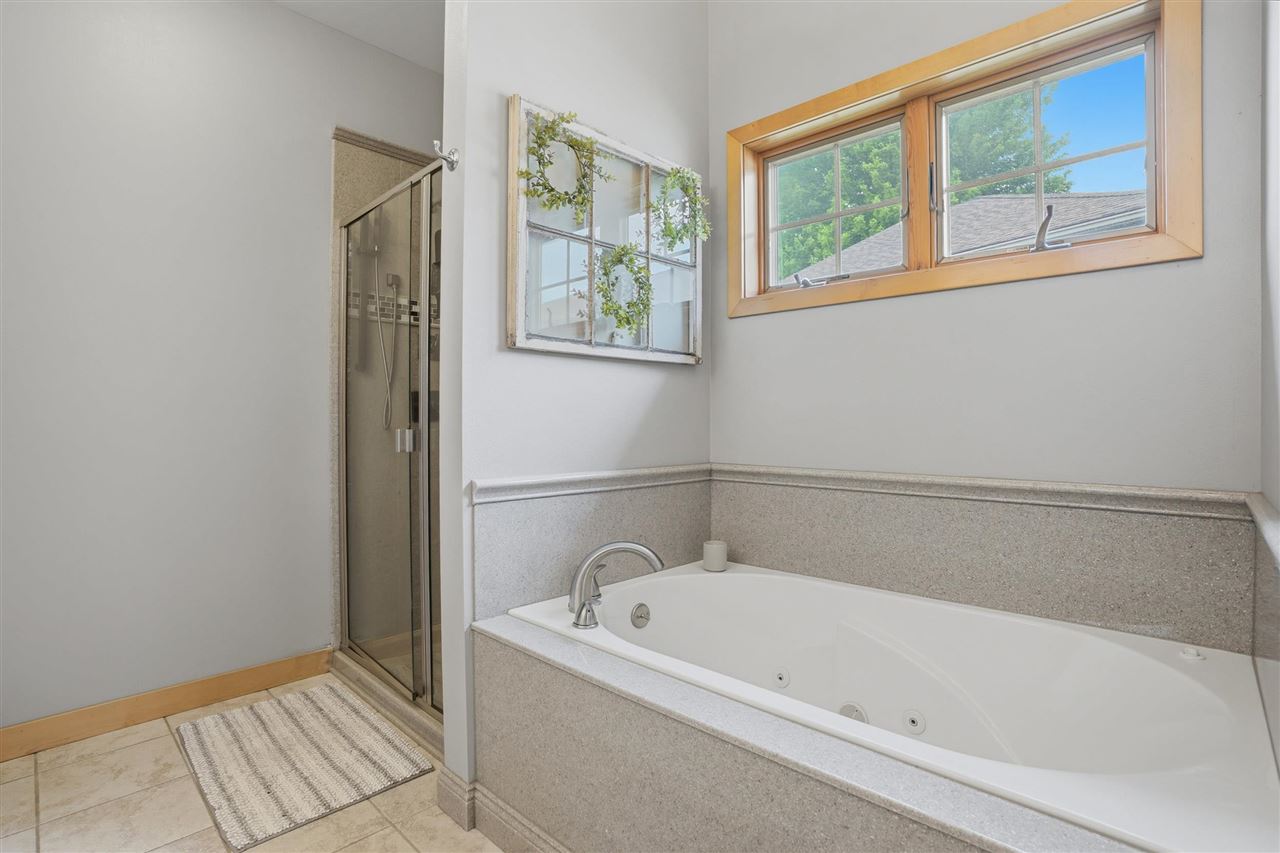 1222 Wild Prairie Drive Iowa City IA 52246