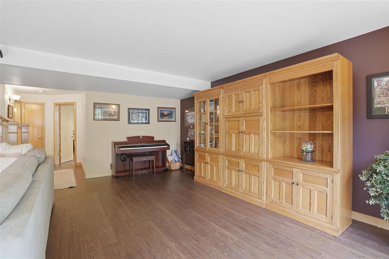 1222 Wild Prairie Drive Iowa City IA 52246
