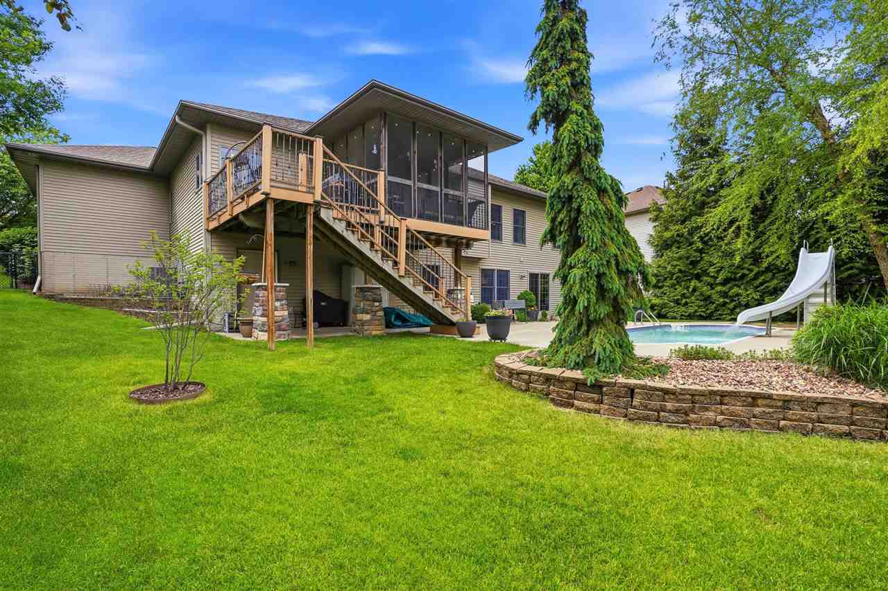 1222 Wild Prairie Drive Iowa City IA 52246