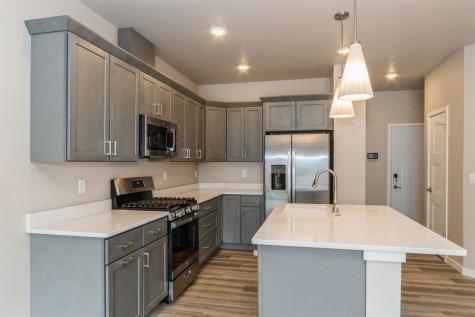 417 Solstice Court North Liberty IA 52317
