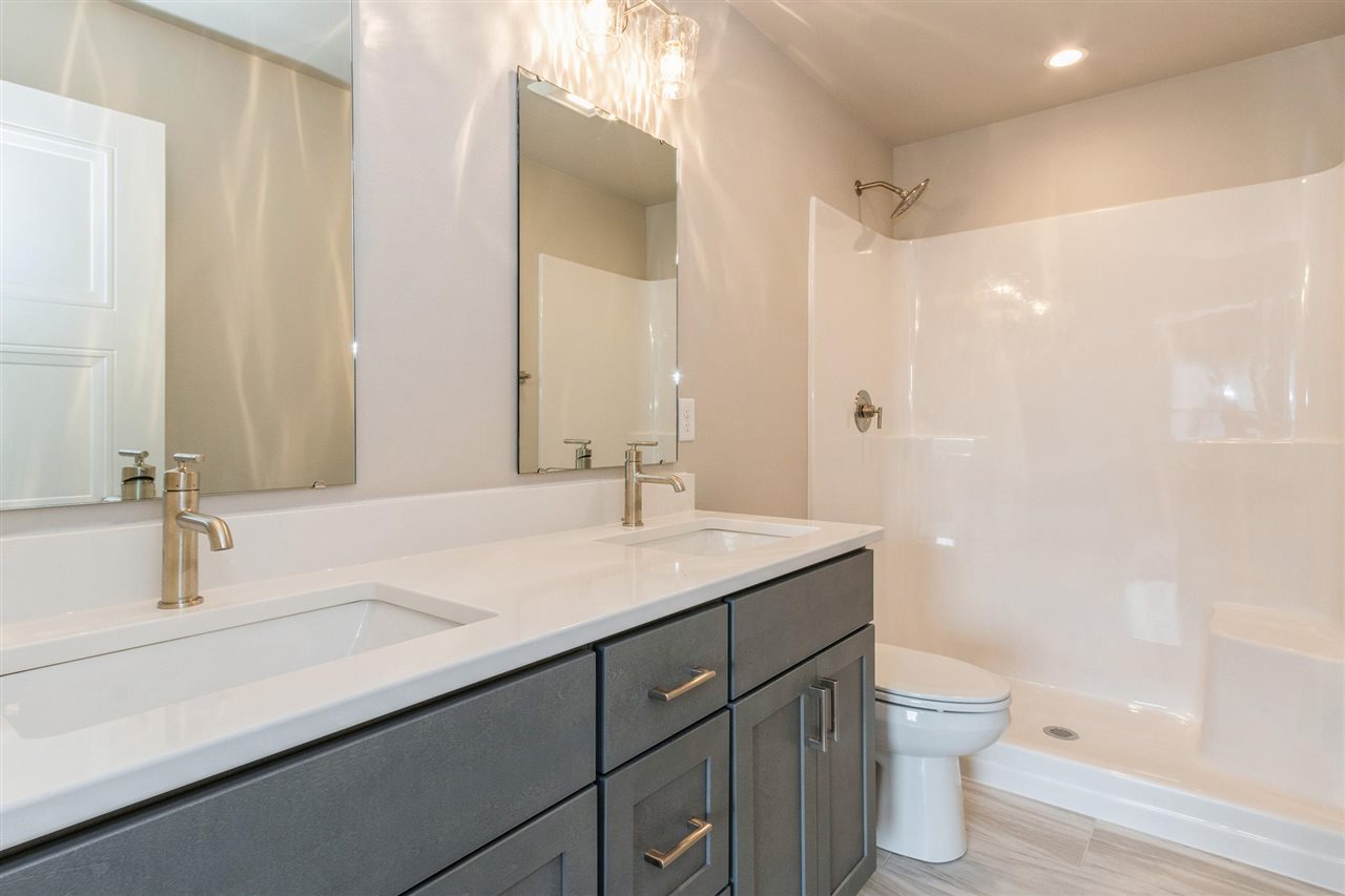 417 Solstice Court North Liberty IA 52317