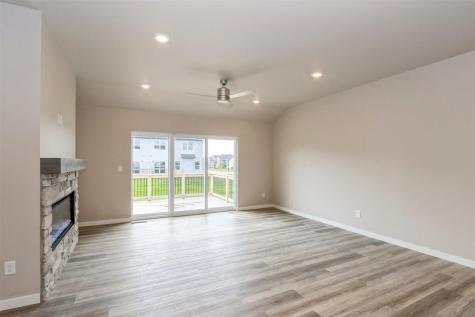 417 Solstice Court North Liberty IA 52317