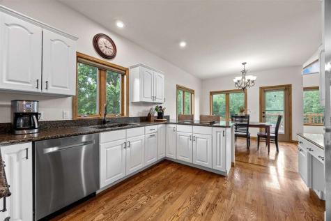 1280 NE Winchester Drive Swisher IA 52338