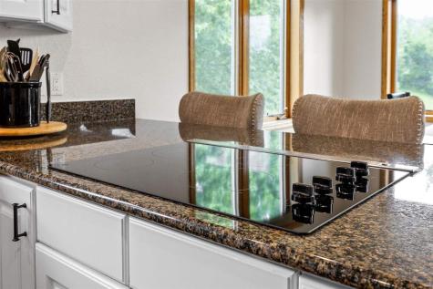 1280 NE Winchester Drive Swisher IA 52338