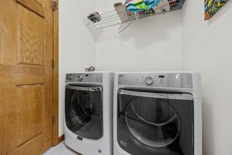 1280 NE Winchester Drive Swisher IA 52338