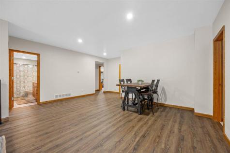 1280 NE Winchester Drive Swisher IA 52338