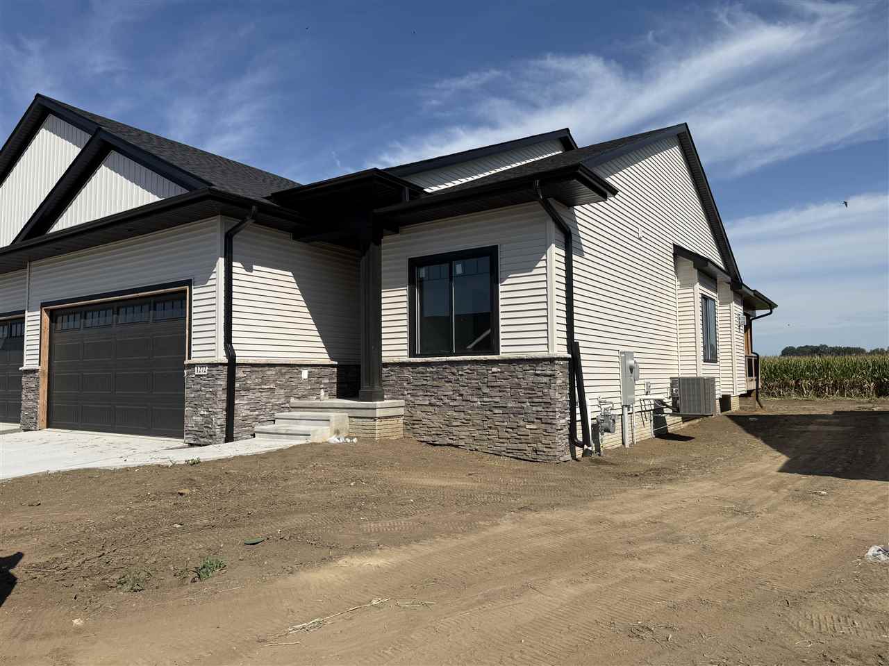1272 Berkshire Lane North Liberty IA 52317