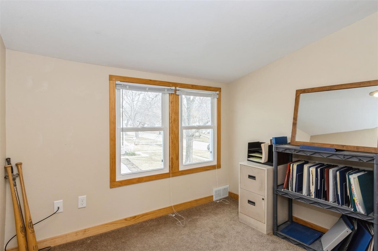 515 3rd Avenue Iowa City IA 52245-4512