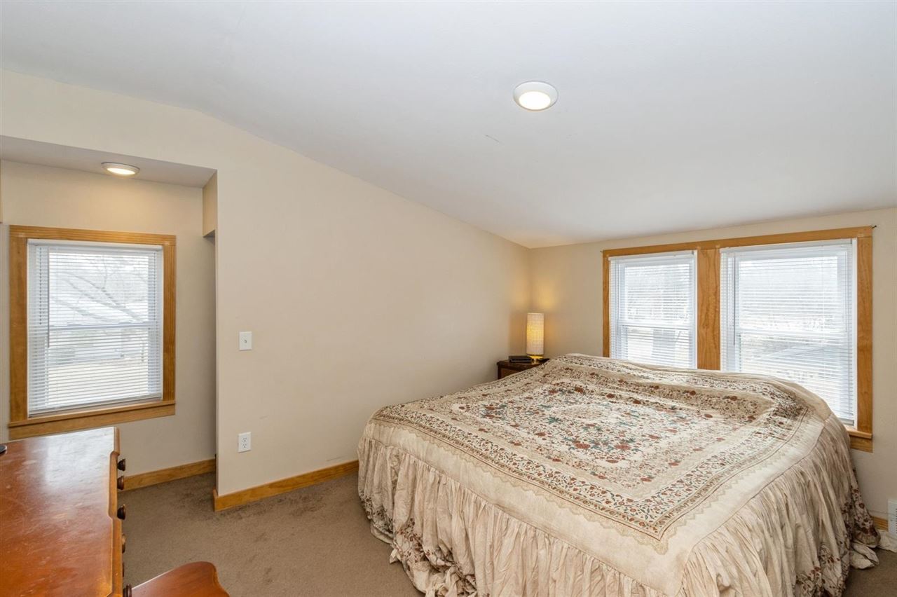 515 3rd Avenue Iowa City IA 52245-4512
