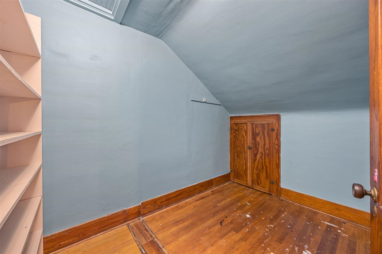 1801 Hamilton Street SW Cedar Rapids IA 52404