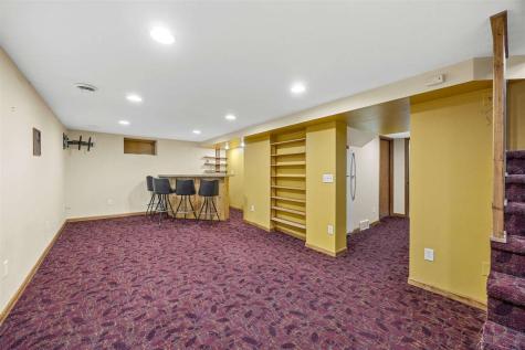 1801 Hamilton Street SW Cedar Rapids IA 52404