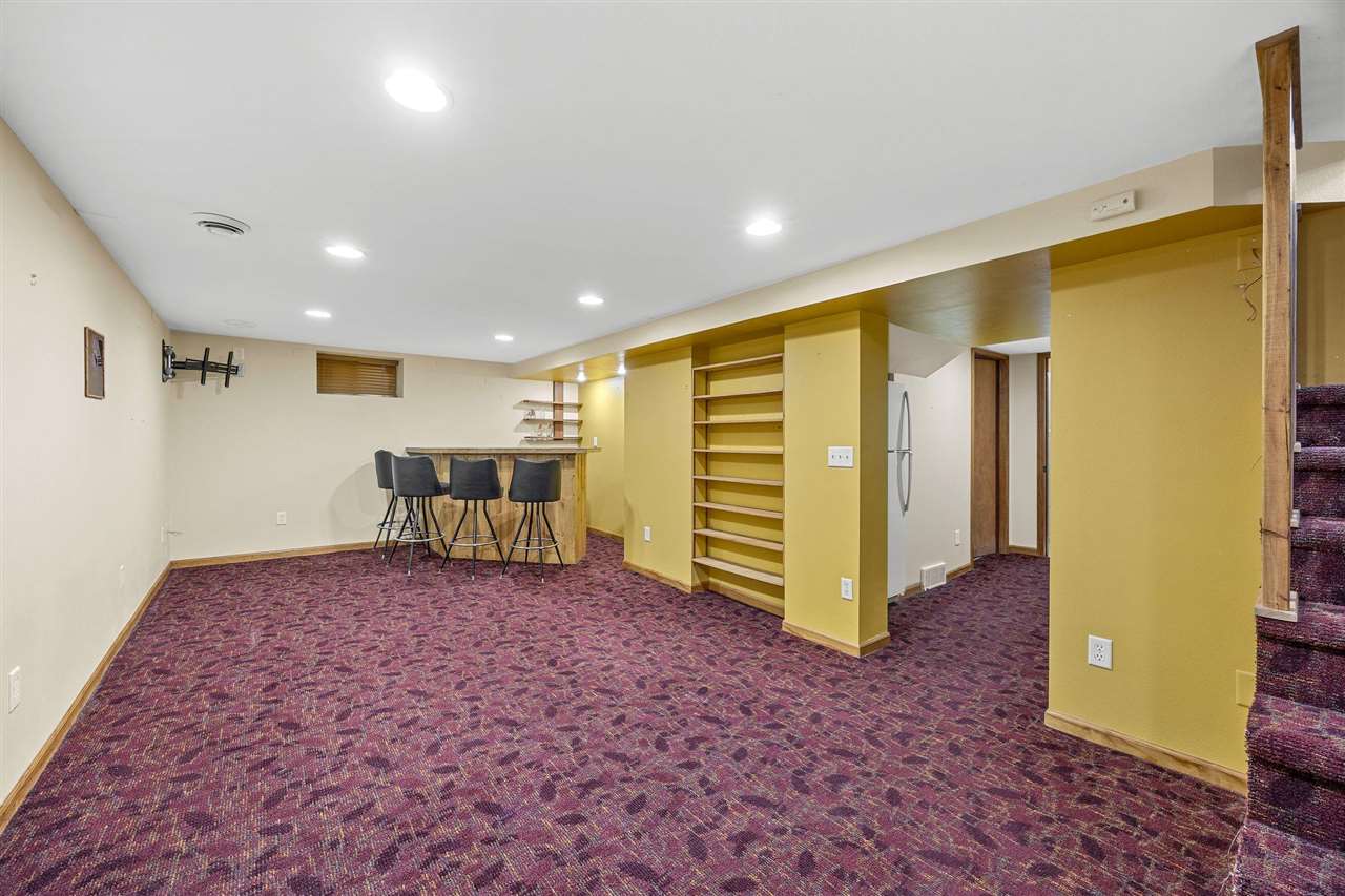 1801 Hamilton Street SW Cedar Rapids IA 52404