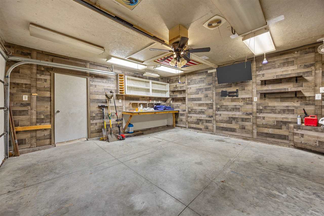 1801 Hamilton Street SW Cedar Rapids IA 52404