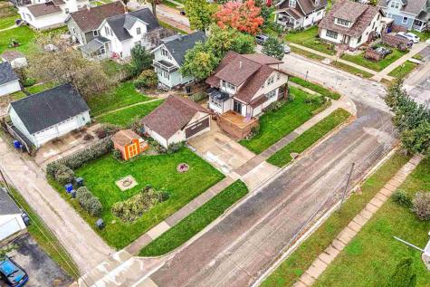 1801 Hamilton Street SW Cedar Rapids IA 52404