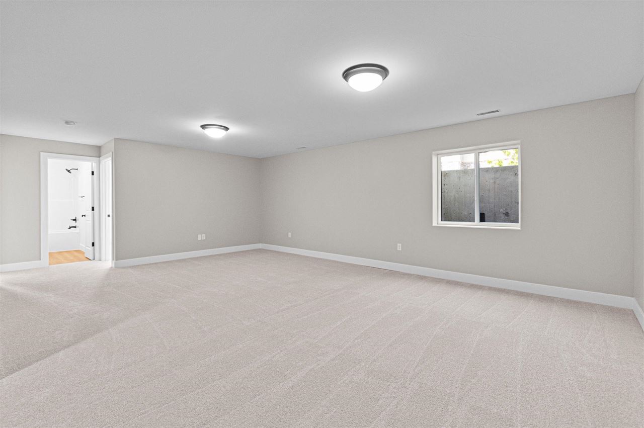 284 Pine Grove Lane Iowa City IA 52246
