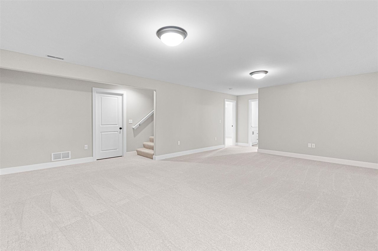 284 Pine Grove Lane Iowa City IA 52246