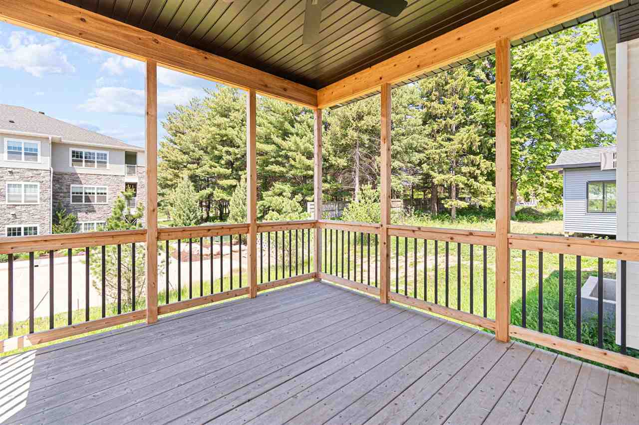 284 Pine Grove Lane Iowa City IA 52246