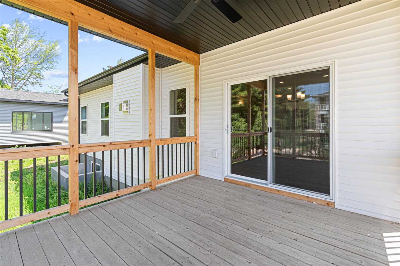 284 Pine Grove Lane Iowa City IA 52246
