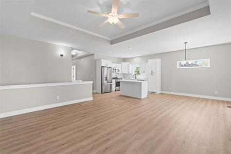 284 Pine Grove Lane Iowa City IA 52246