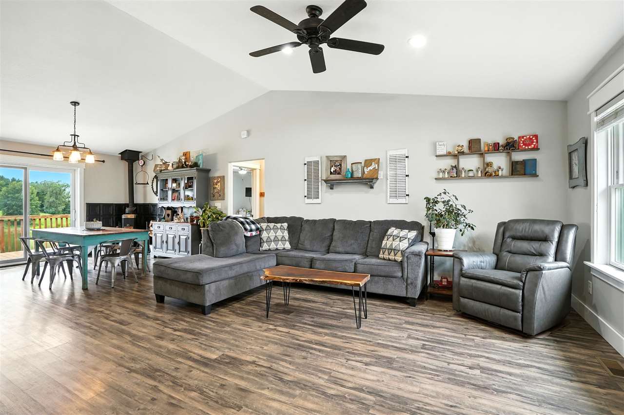 3327 Terrace Lake Road Crawfordsville IA 52621