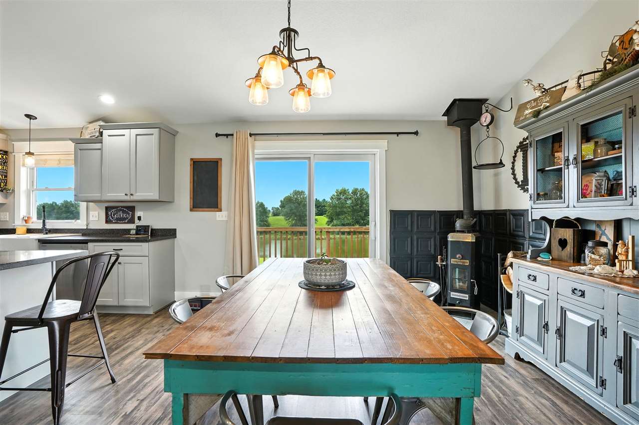 3327 Terrace Lake Road Crawfordsville IA 52621